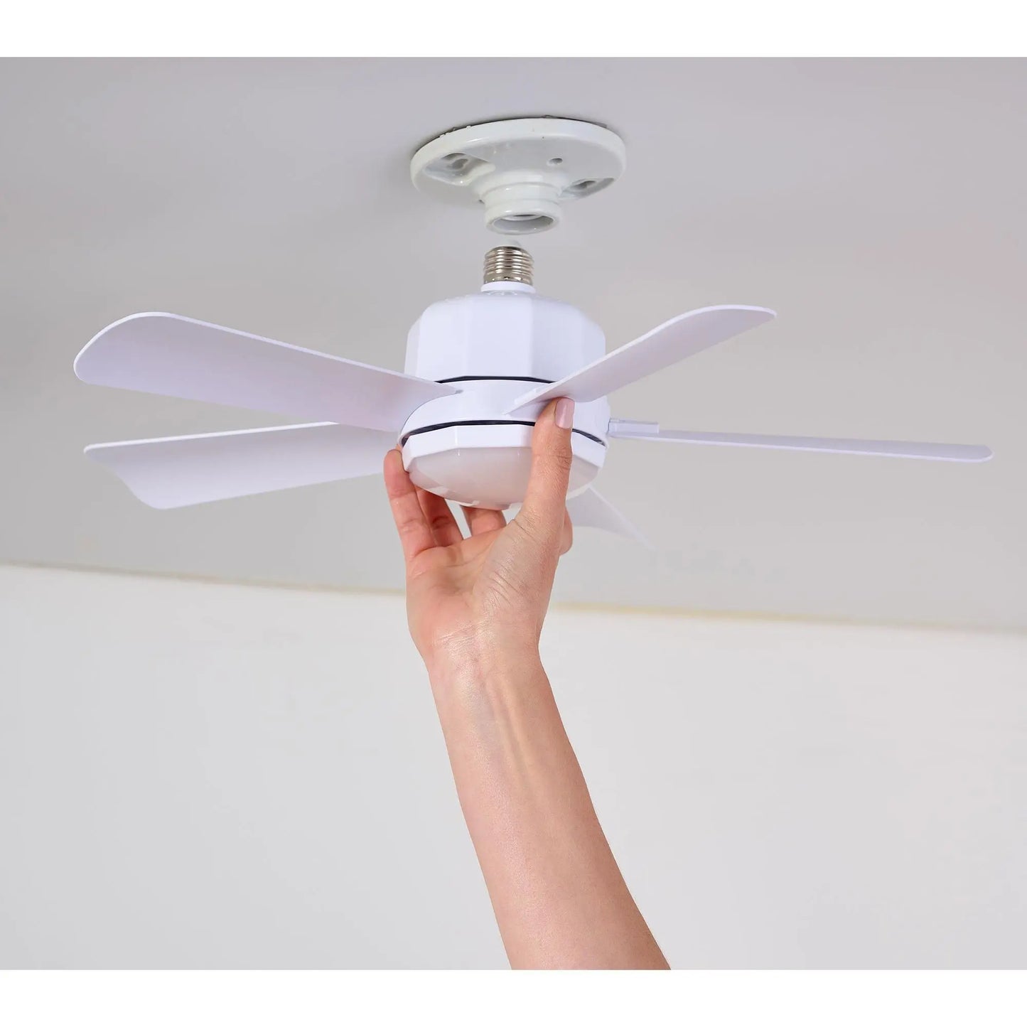 Cascade Pro 2-In-1 Socket 19" Ceiling Fan & LED Light
